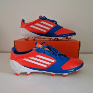 Fotbollsskor  - Adidas f50 adizero trx, fint skick, skriv vid intresse 