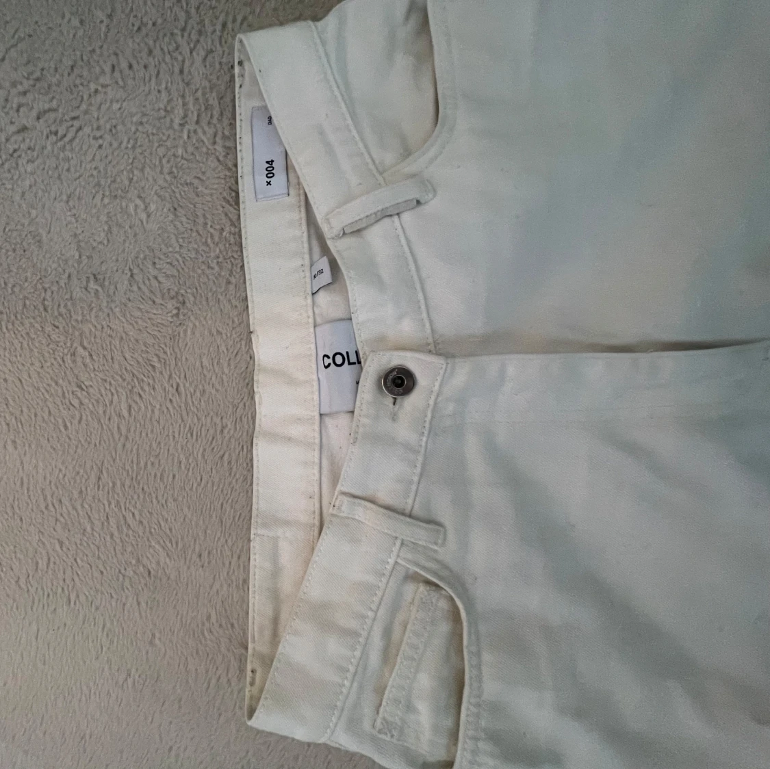 Vita raka jeans från Collusion - 1