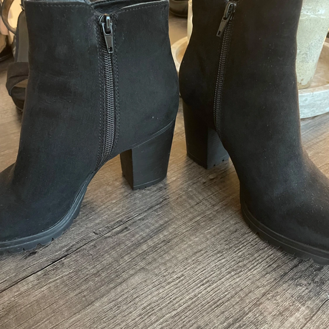 Svarta stövletter från Graceland - 1