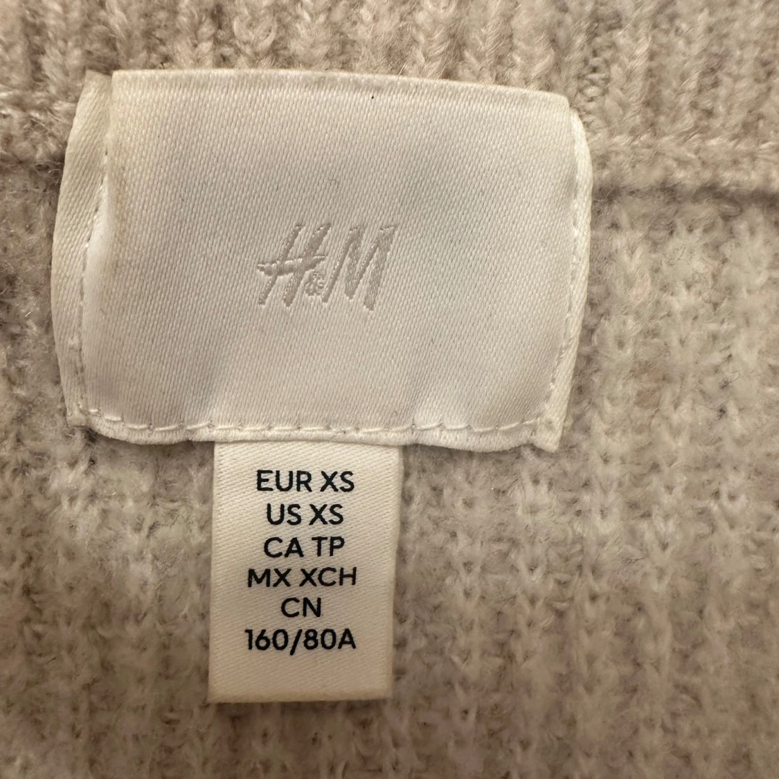 Beige ribbad offshoulder från H&M - 1