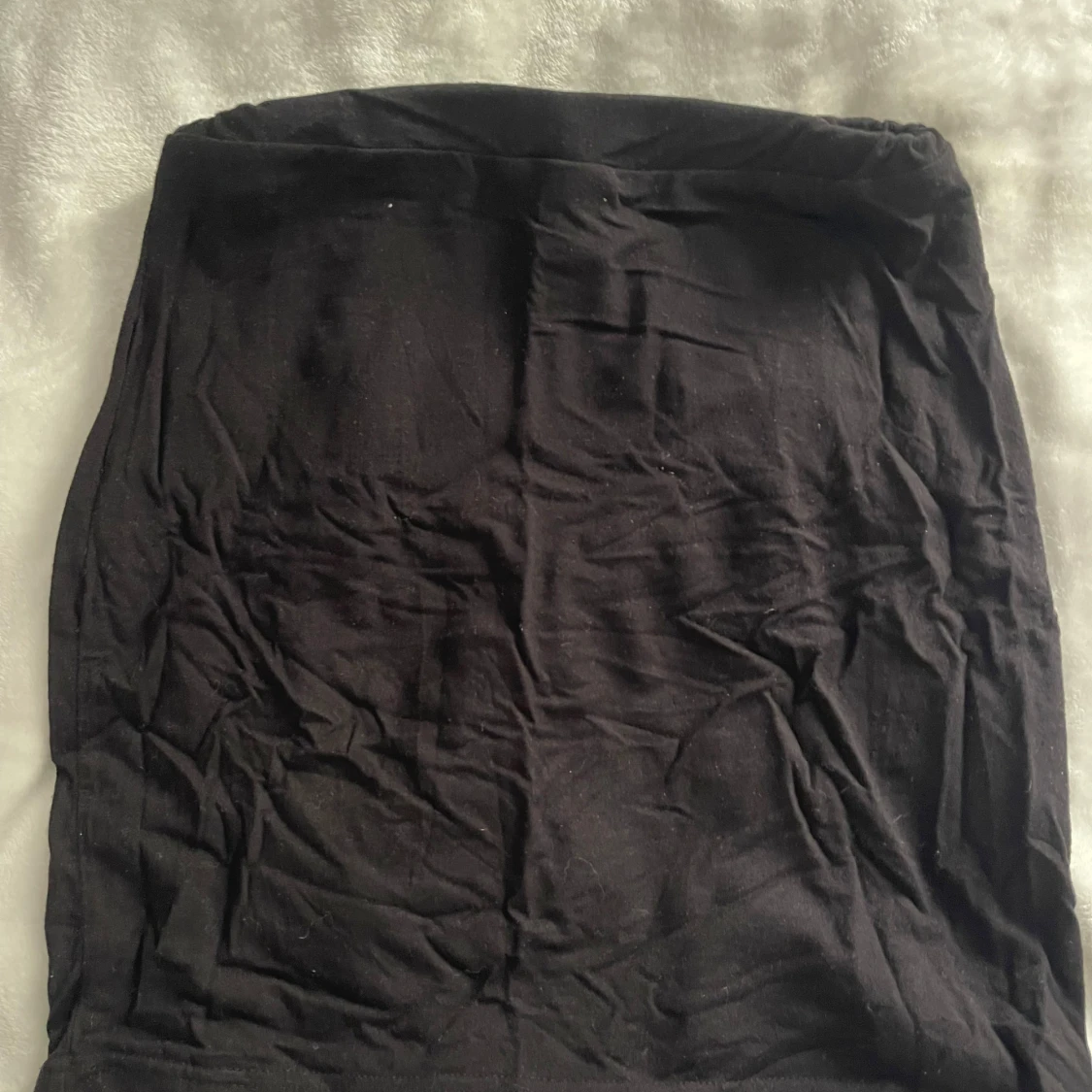 Svart tight kortkjol i bomull - 1