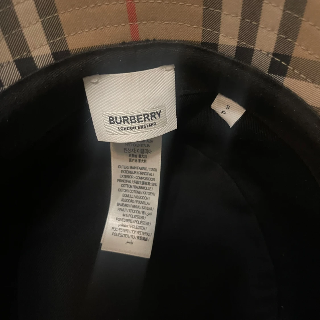 Burberry hat - 1