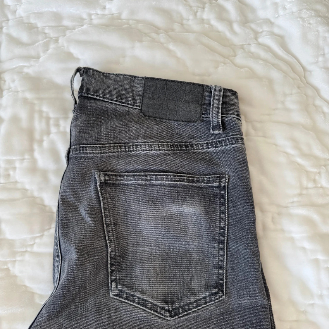 Grå jeans från J.Lindeberg, 30/32 - 3