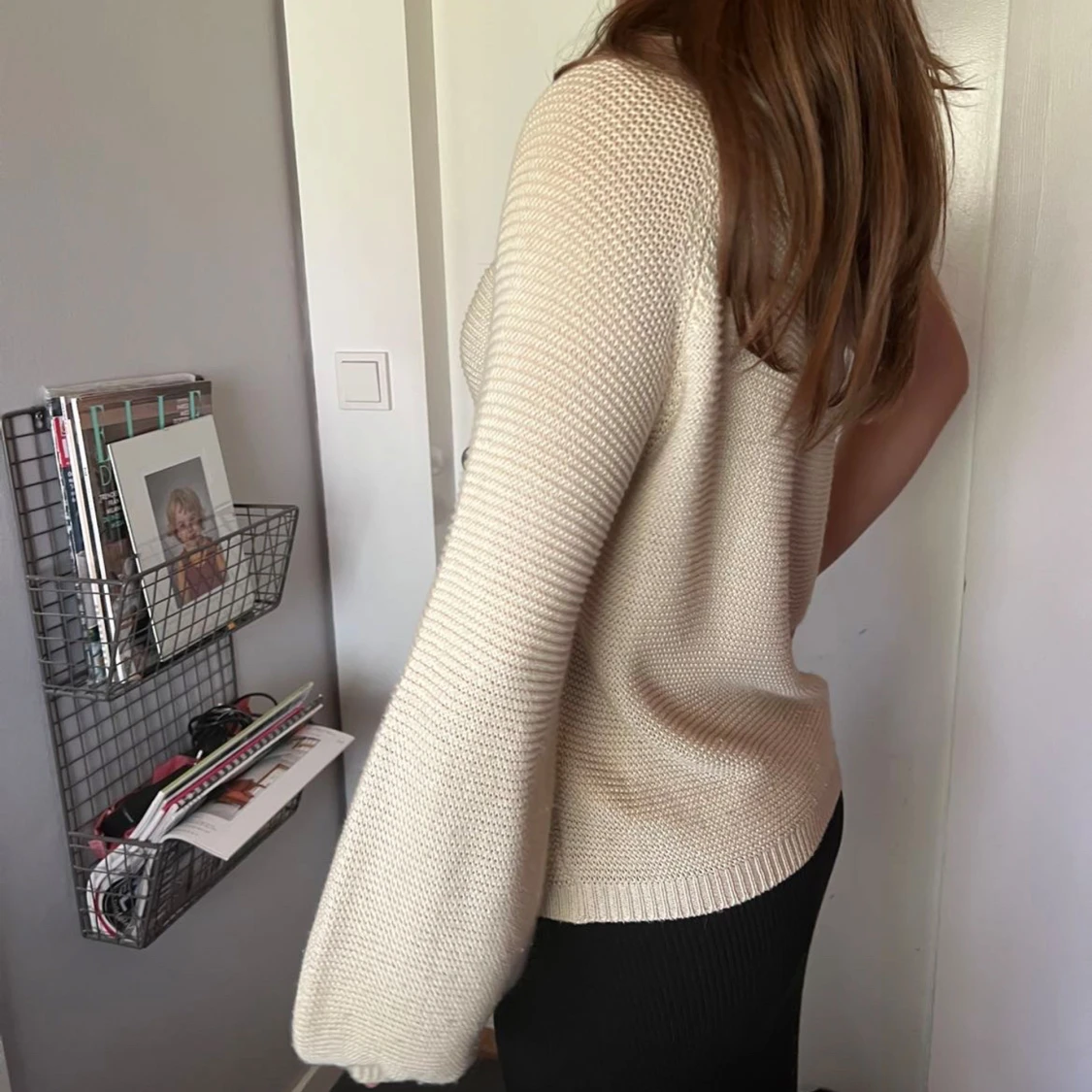 Beige stickad oneshoulder-tröja - 2