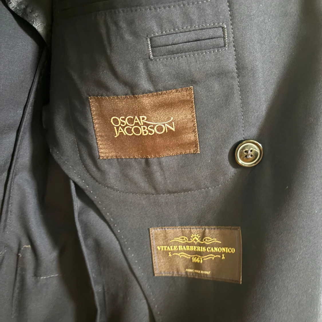 Mörkblå dubbelknäppt kavaj Oscar Jacobson - 2