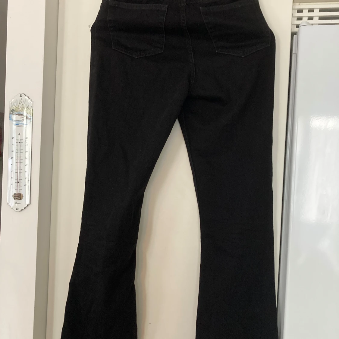 Svarta bootcut jeans från Sandro paris - 3