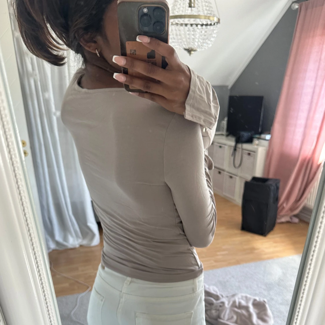 Beige långärmad topp  - 2