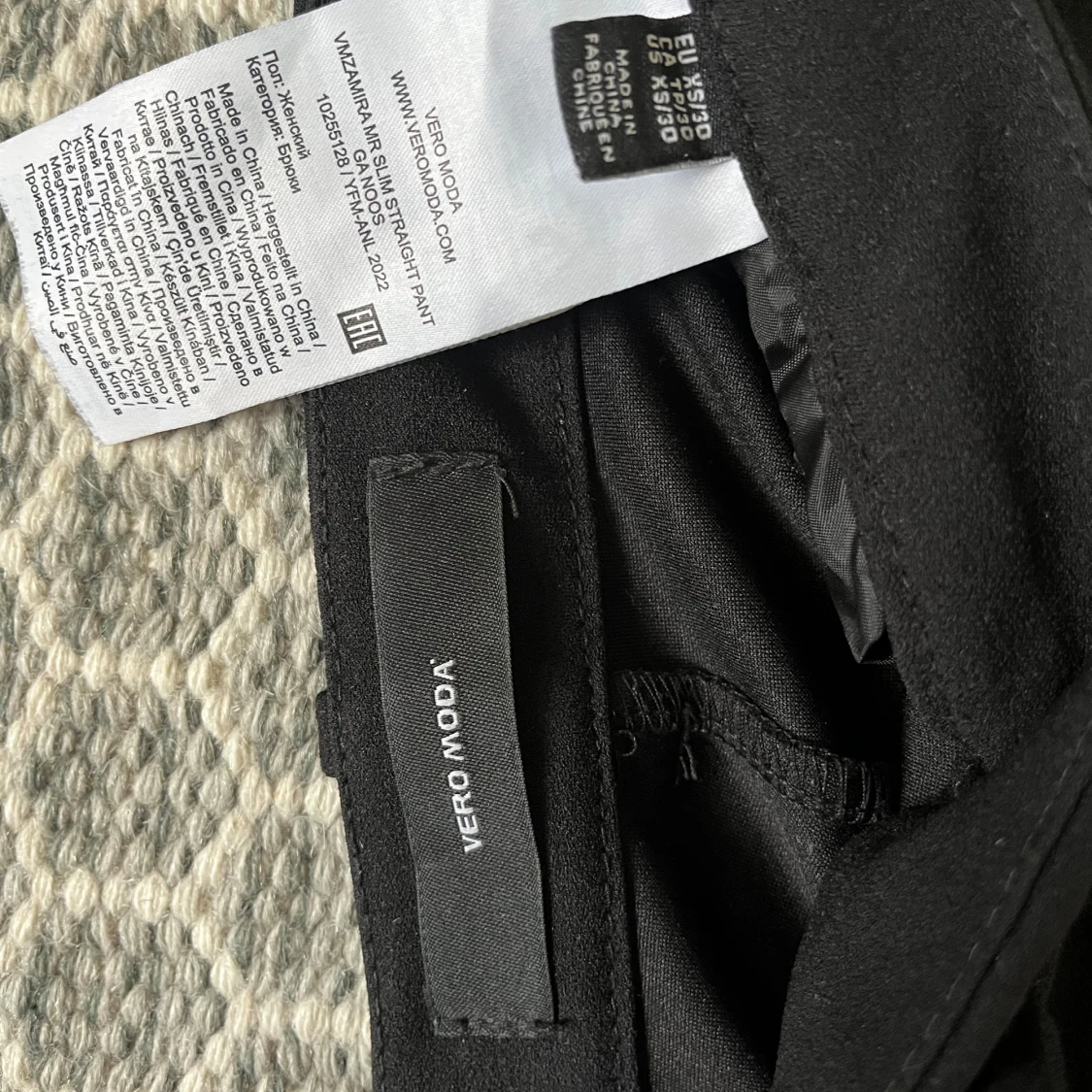 Raka kostymbyxor från Vero Moda - 2