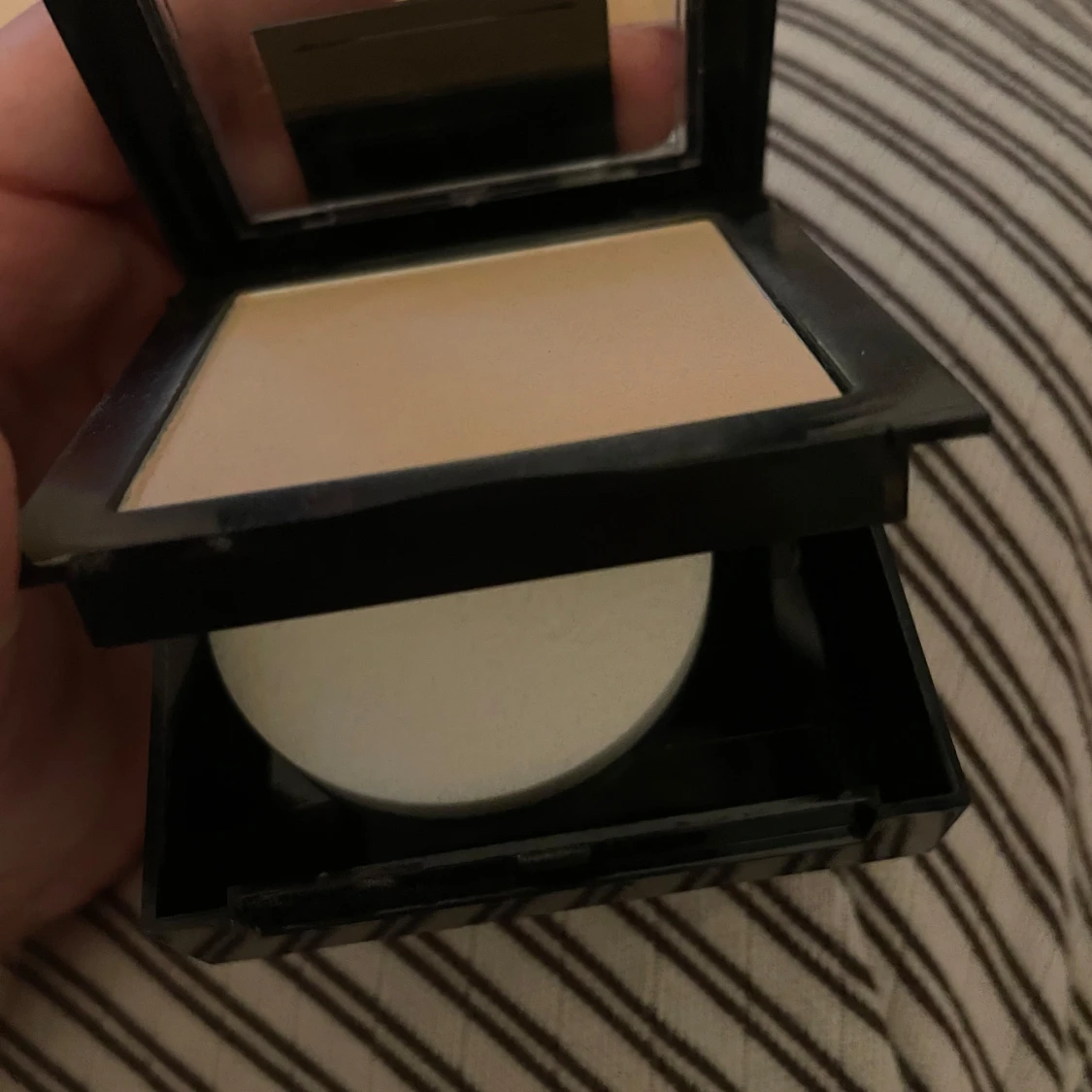 Maybelline Fit Me Matte + Poreless puder - 1