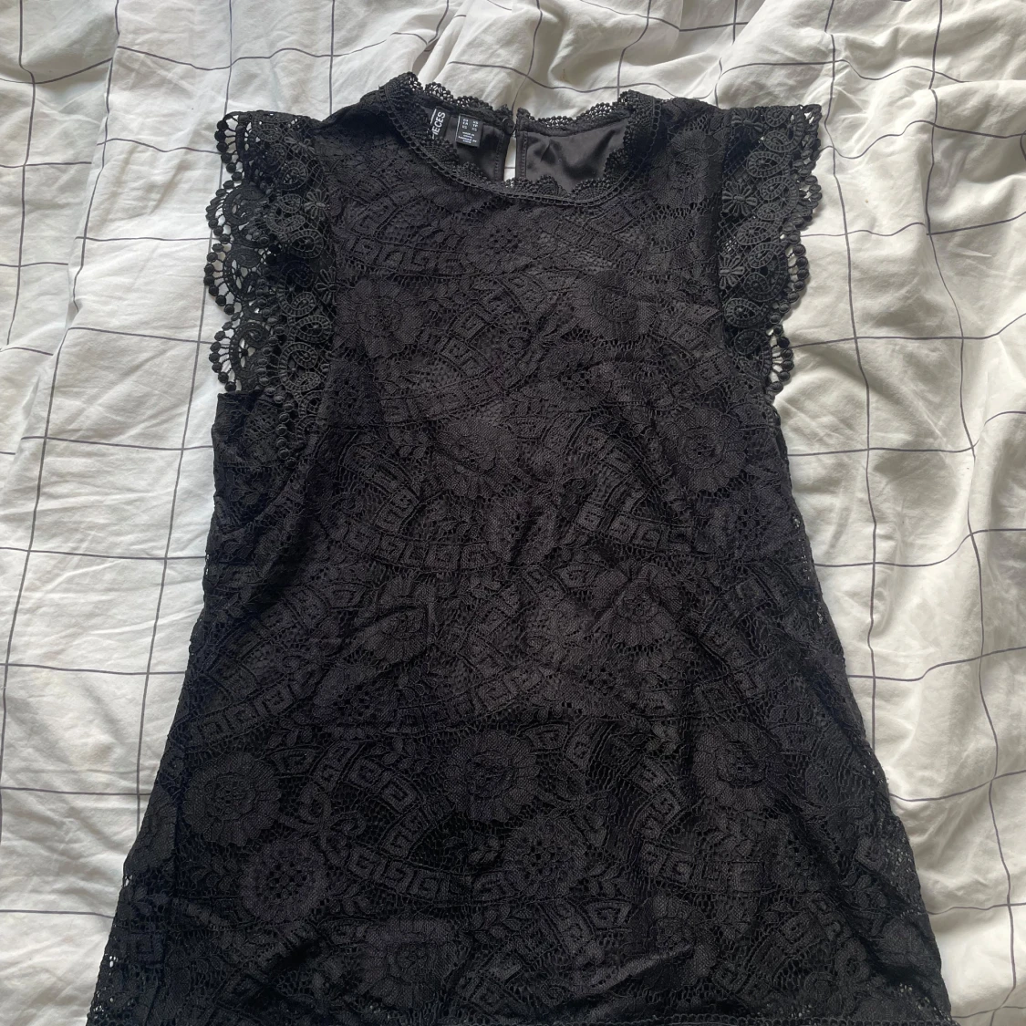 Svart spetsblus från Pieces XS - 1