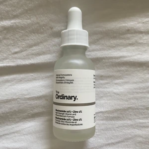 The Ordinary Niacinamide 10% + Zinc 1% - Serum från The Ordinary med niacinamid 10% och zink 1%. Helt oöppnad!