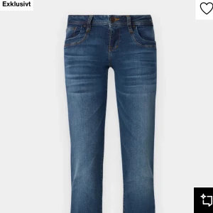 LTB jeans valerie - Säljer mina snygga LTB jeans i modellen valerie. Mörkblå färg. Storlek 25x34