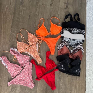 Flera bikinis i olika färger och mönster - Alla bikini trosor är självklart oanvända!! 4 st bikini set och 7st bikini toppar som endast testats eller användas 1-2 gånger.  Alla har tvättas och därför sitter inga lappar kvar på delarna. 