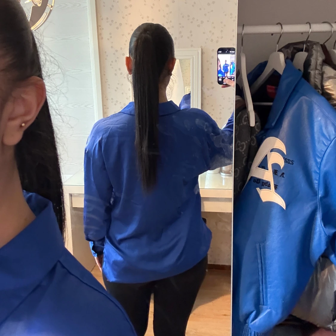 Blå satin oversized skjorta från vero moda - 1