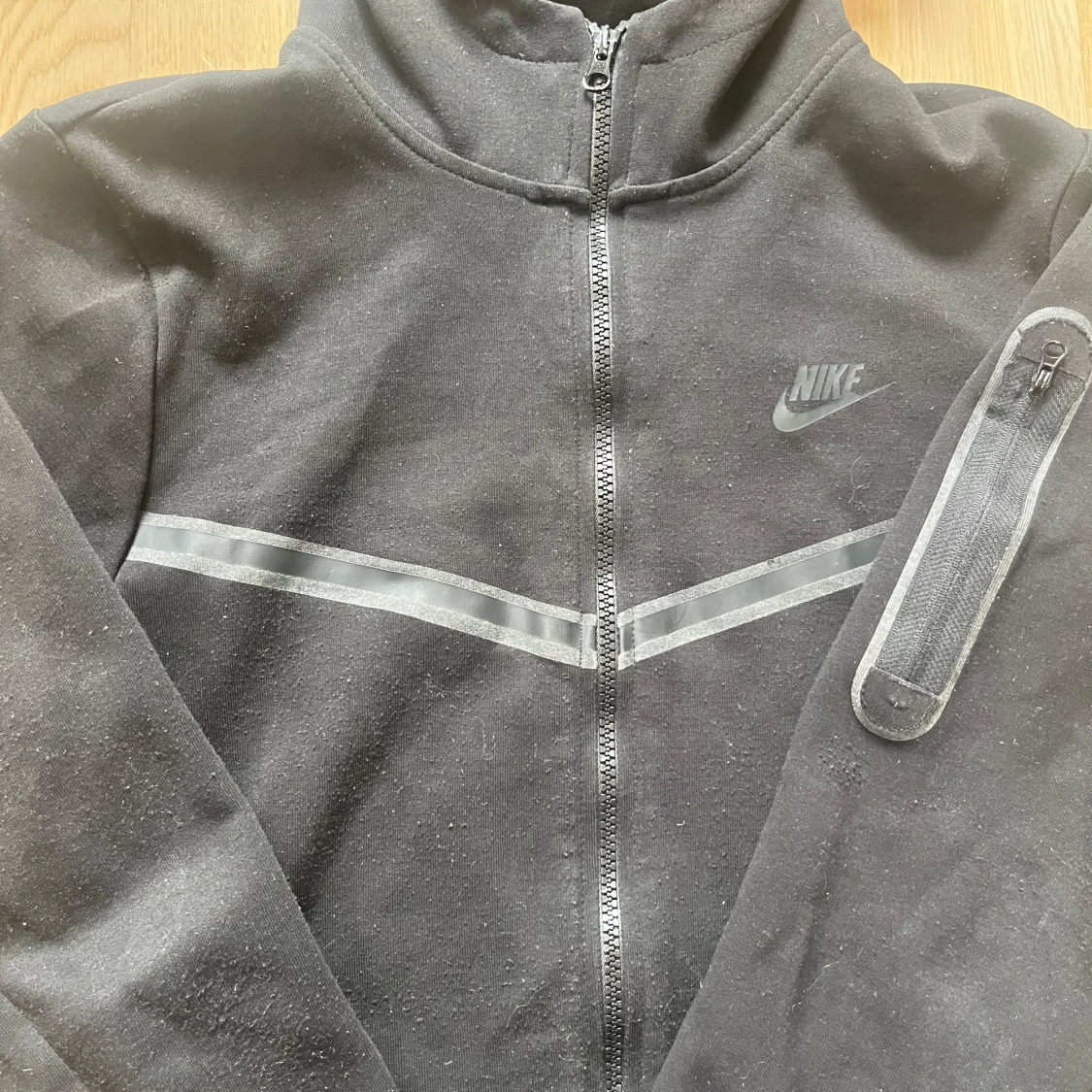 Svart träningsjacka från Nike