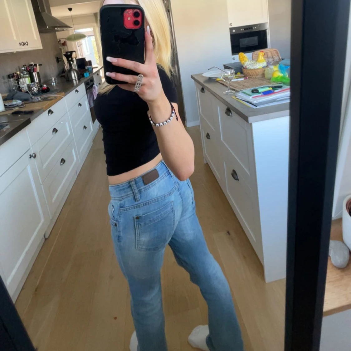 Ljusblå bootcut jeans