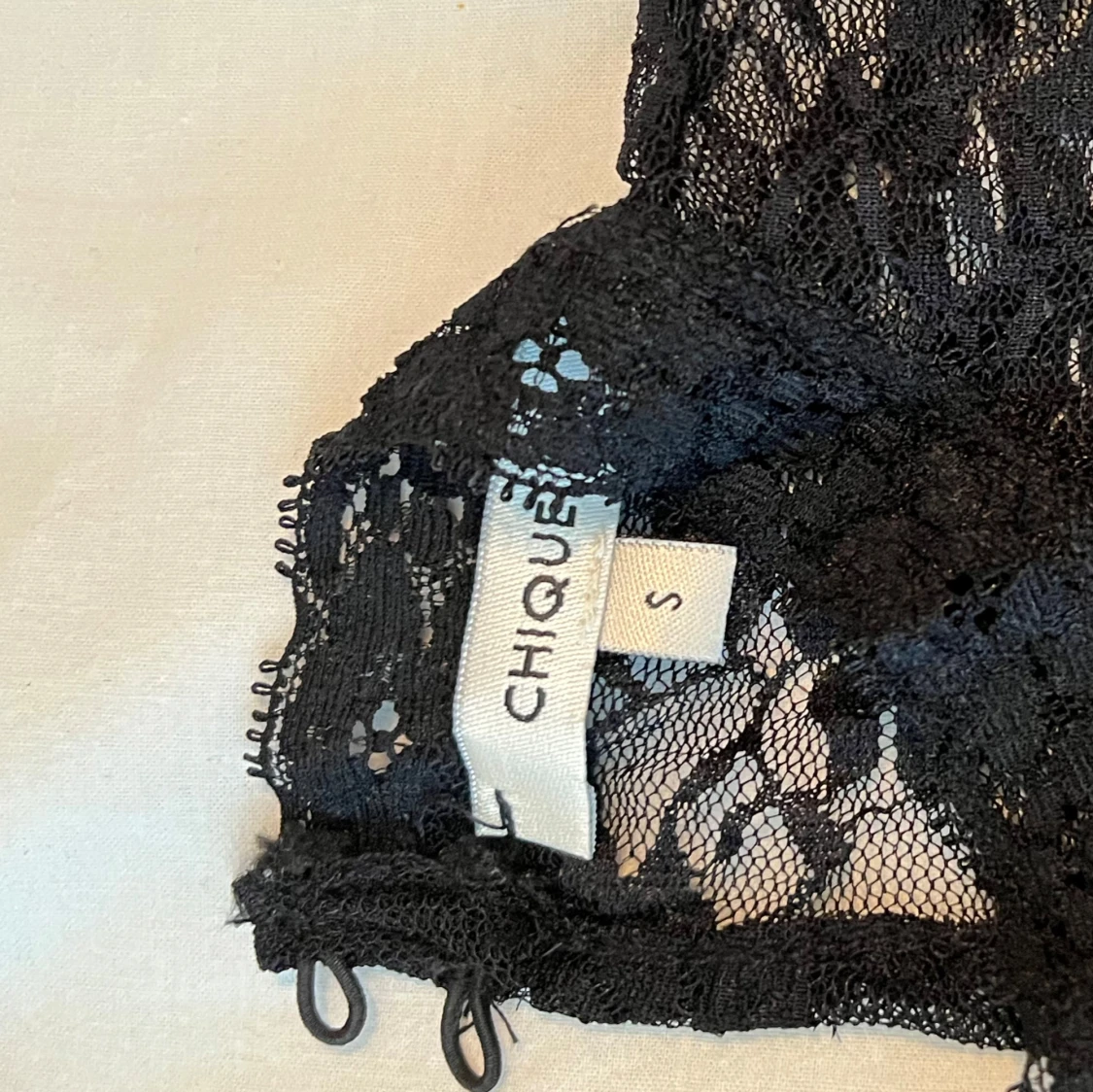 Svart spetströja från Chiquelle - 2