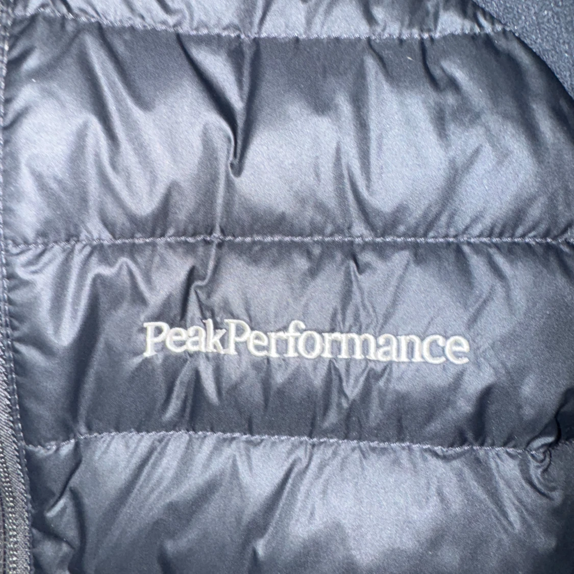 Peak performance Cardigan - 1