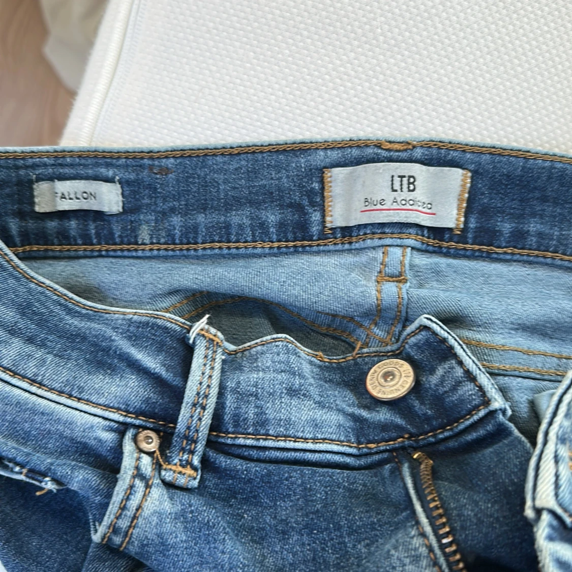 Blå bootcut jeans från LTB - 3