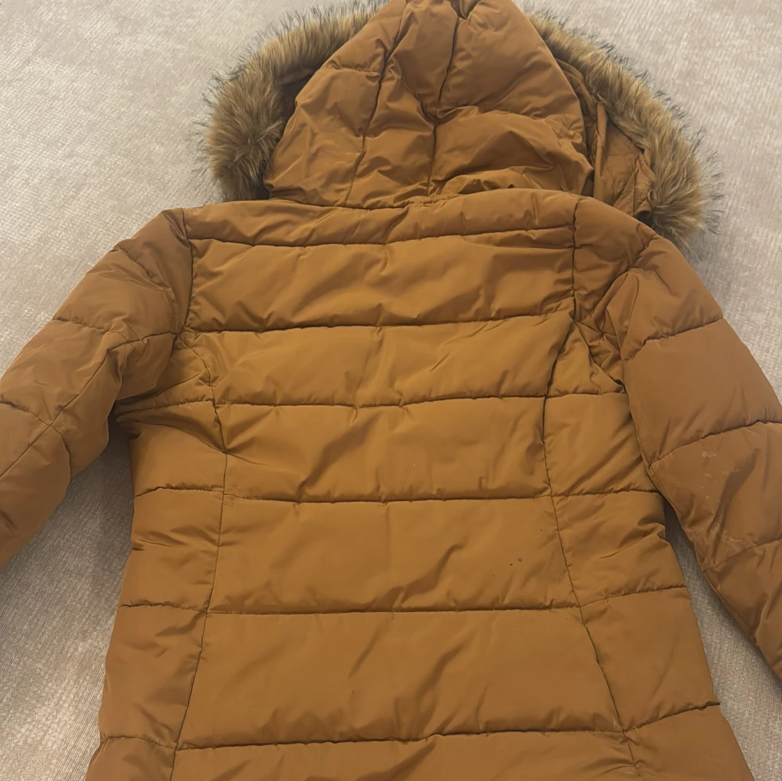 Brun pufferjacka från Race Marine - 1