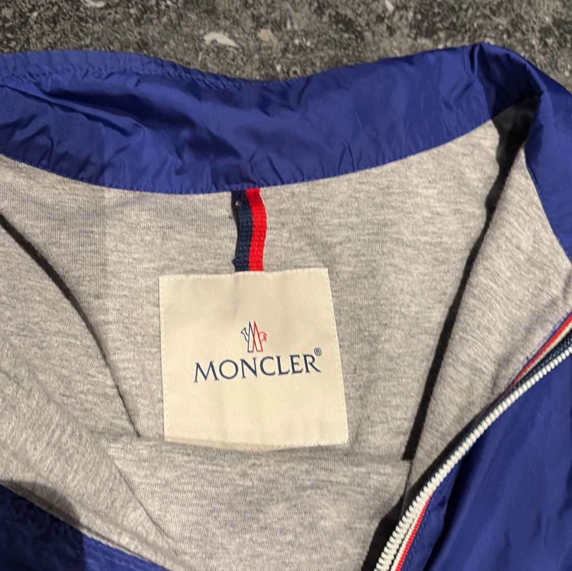 Blå vindjacka från Moncler - 4