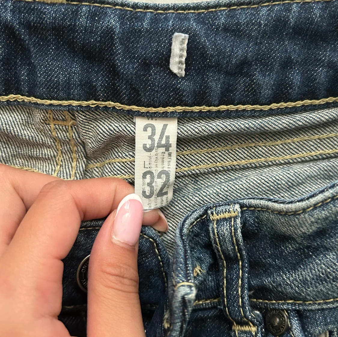 lågmidjade bootcut jeans - 4