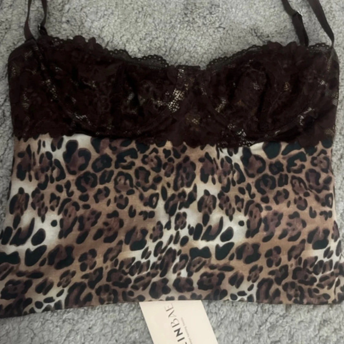 Leopardmönstrad korsett från SHEIN