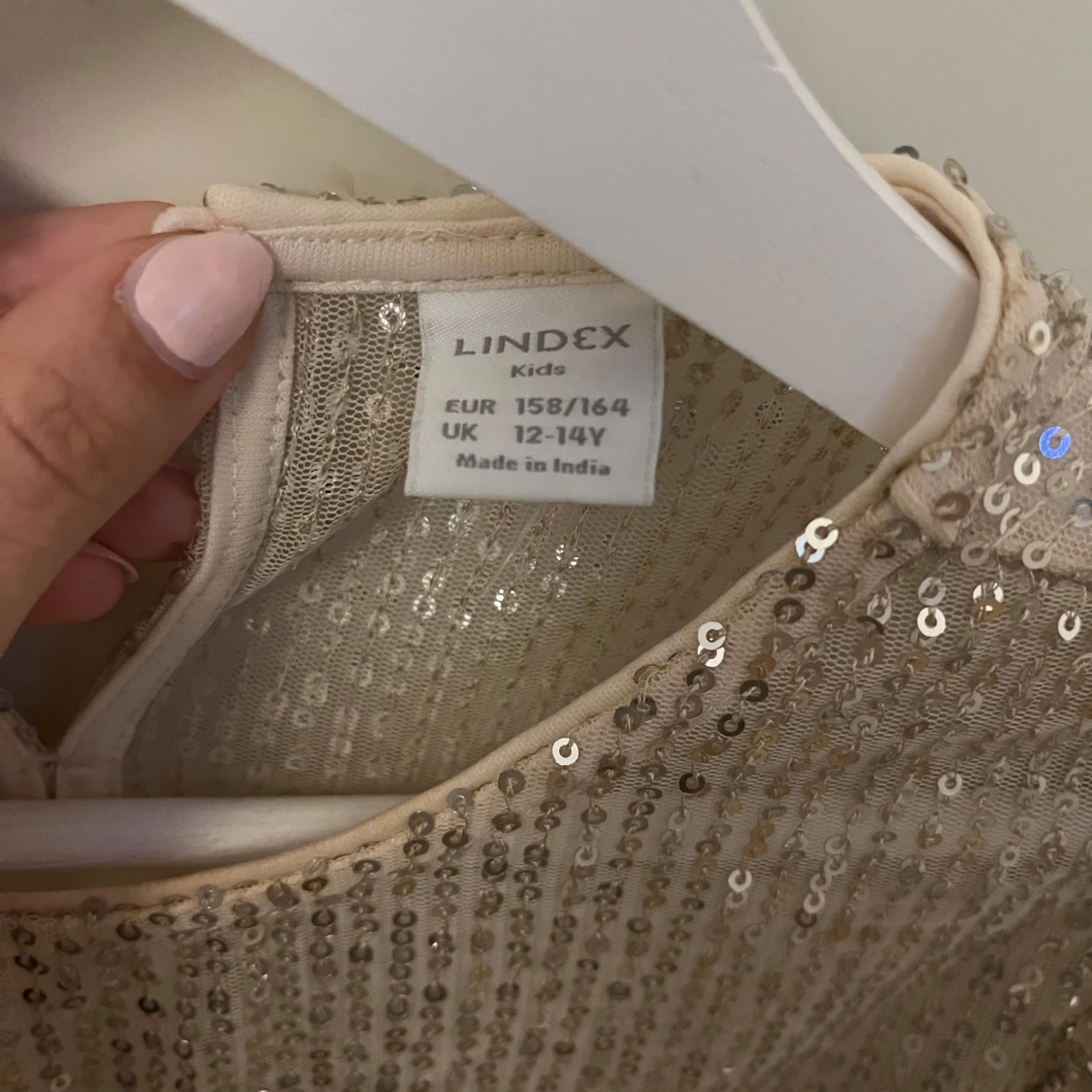  glittrig topp från Lindex - 2