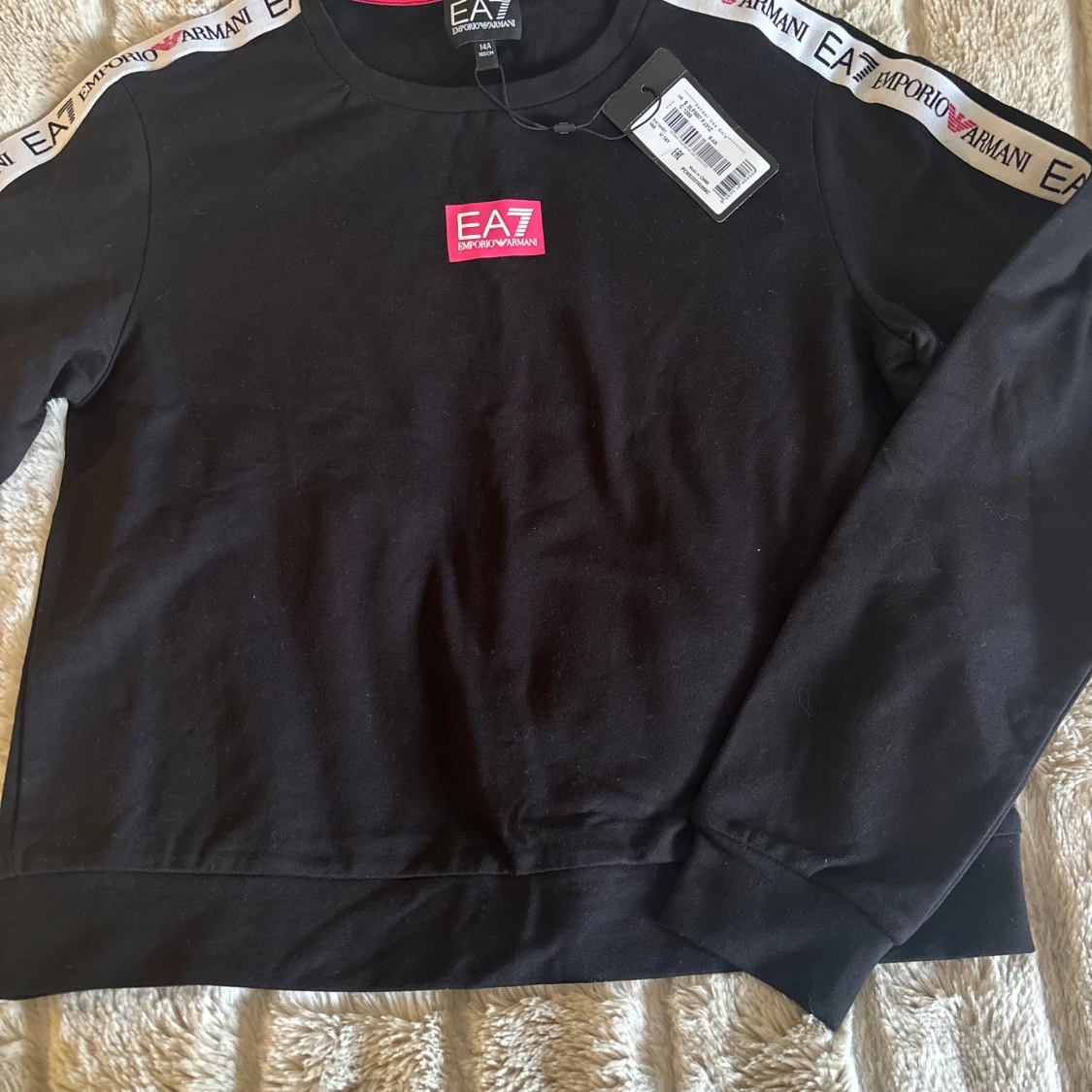 Svart sweatshirt från EA7 Emporio Armani