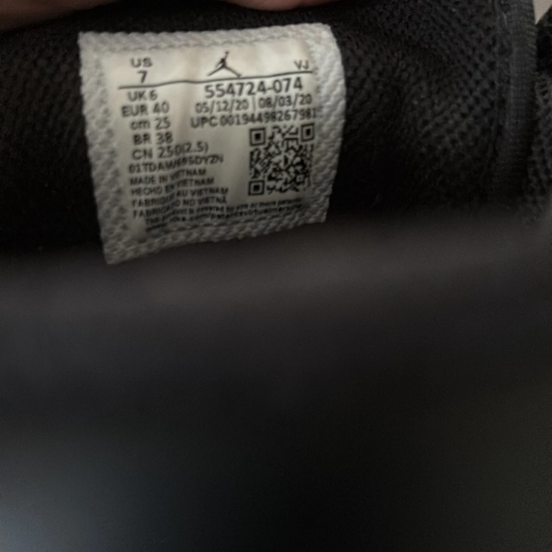 Nike Air Jordan 1 Mid Svart/Röd - 3