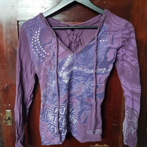 Toppar med tryck  - 2 för 150:-