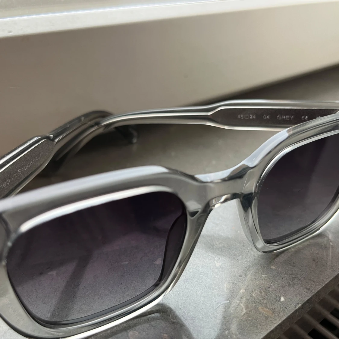 Grå transparenta solglasögon från chimi - 1