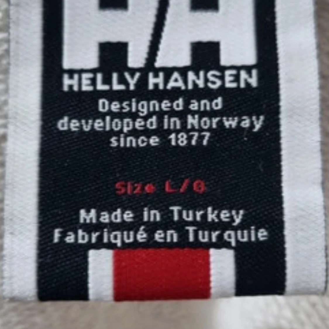 Vit hoodie från Helly Hansen - 1