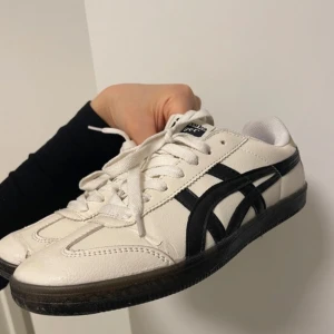 Onitsuka Tiger - Onitsuka tiger tokuten, skriv för frågor🫶