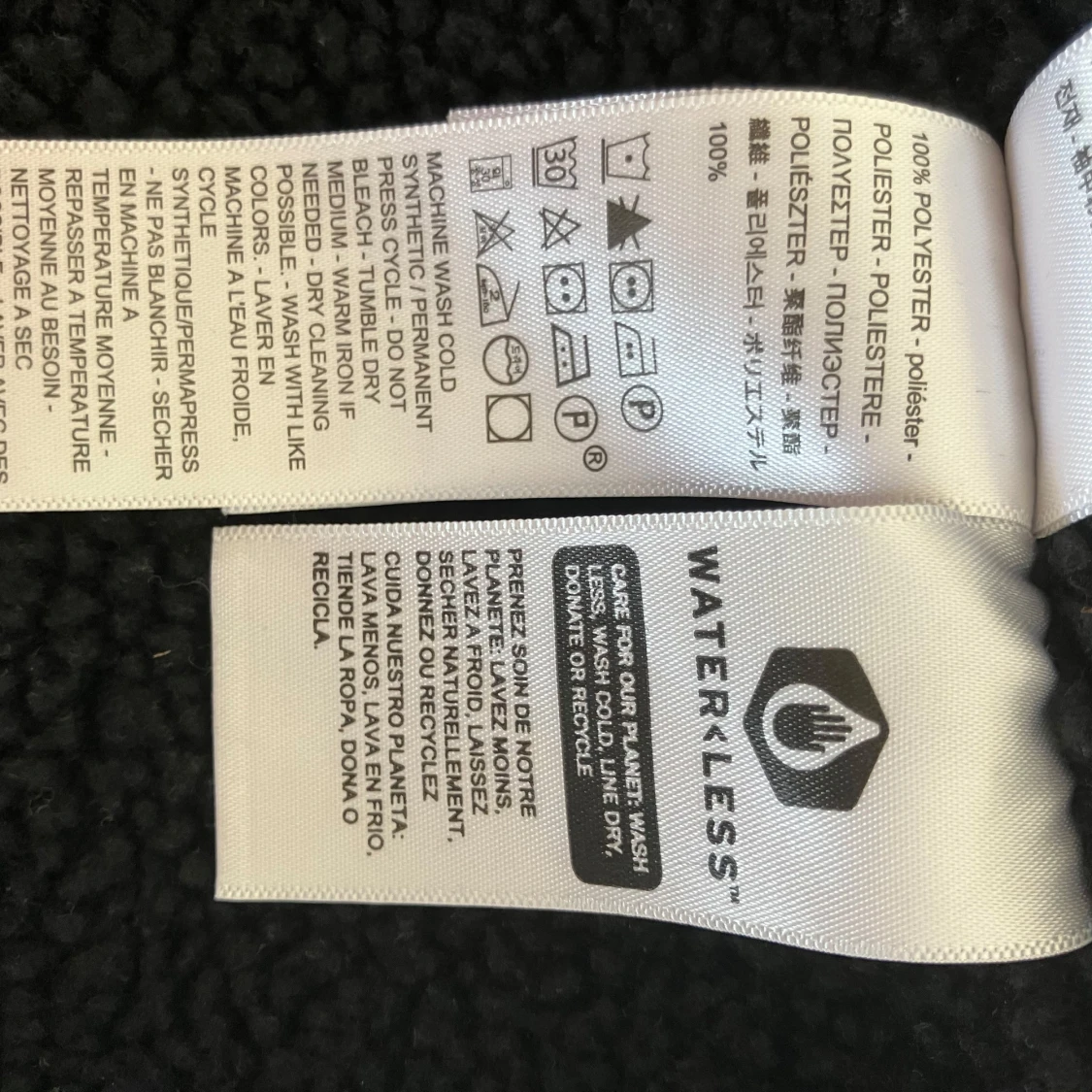 Svart sherpa-fodrad jeansjacka från Levi's - 4