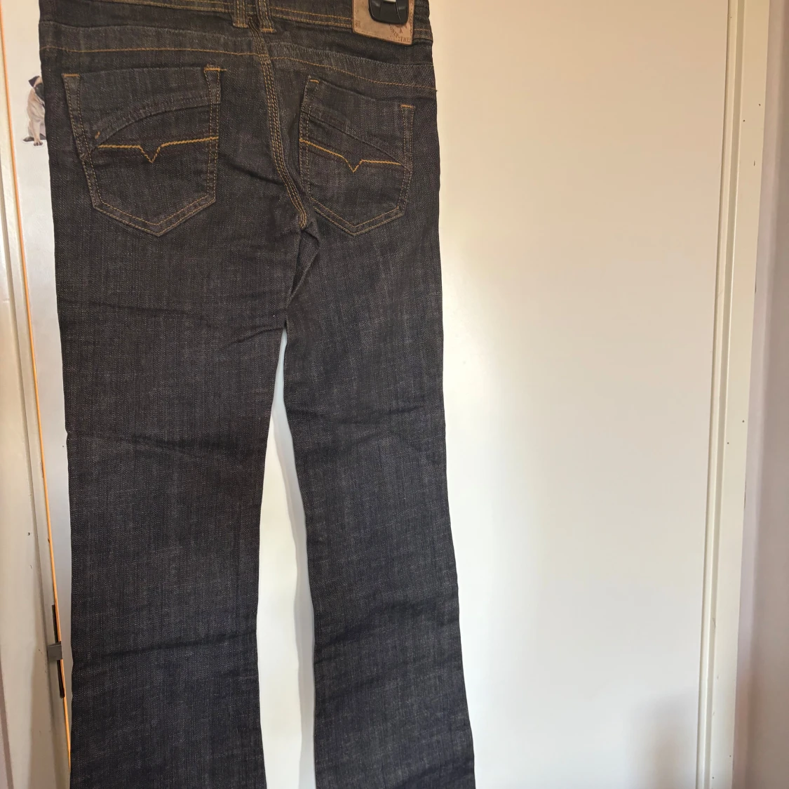 Mörkblå Diesel jeans med kontrastsömmar - 2