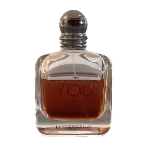 Armani, Stronger with you intensely - Säljer denna Stronger with you intensely 100ml med cirka ~60ml men bedöm gärna själv, box medföljer, hör av er vid funderingar!💯