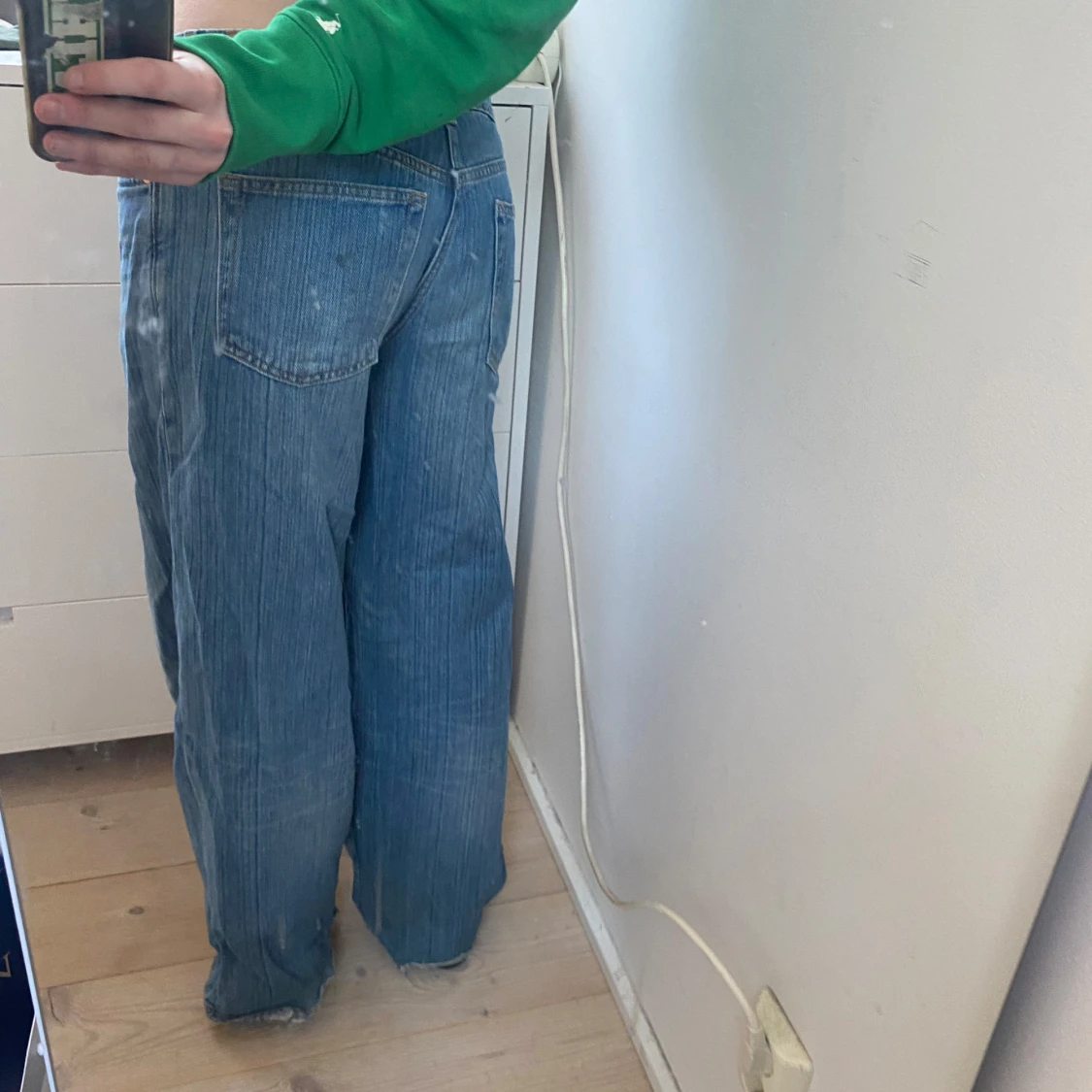 Blå baggy jeansbyxor weekday - 2