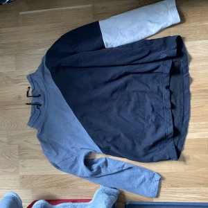 Sweater - Good condition 