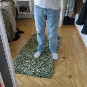 Weekday jeans - Storlek 29/32 inte använda  Orginalpris 600 Pris kan doskuteras vidare