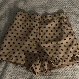 Shorts - Söta shorts med katter på