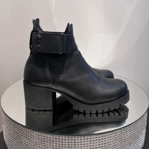 Boots  - Snygga boots från Maison Shoeshibar Copenhagen