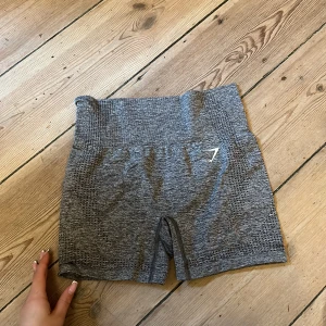 Gymshark shorts - Helt nytt skick, aldrig använda. Funkar på S-M