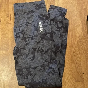 Gymshark tights - Superfina och knappt använda träningstights från gymshark. Storlek M 