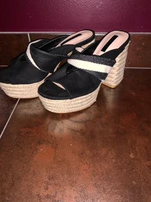 sandalle st 37 - helt nya köpta 500kr