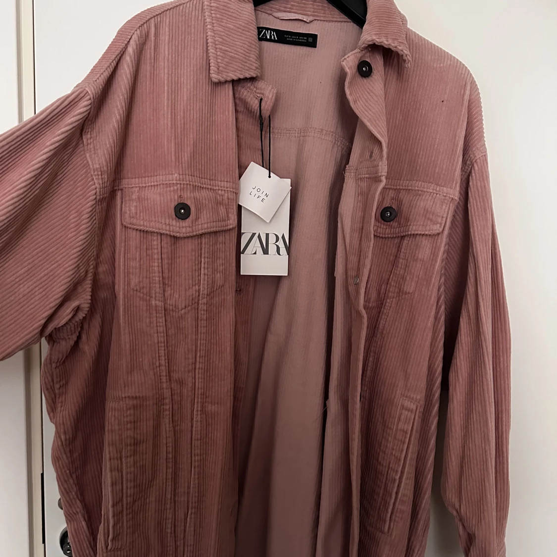 Zara oanvänd  - 90