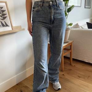 Jeans från zara storlek small