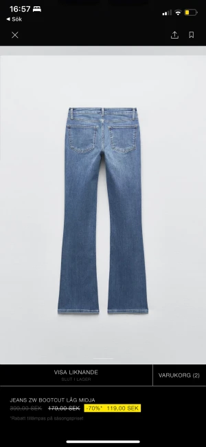 Zara low waist  - Jag säljer de här snygga jeansen. Säljer de på grund av att de är för små. Jeansen är helt nya med prislappen kvar