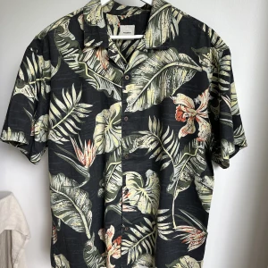 Skjorta - T-shirt skjorta 