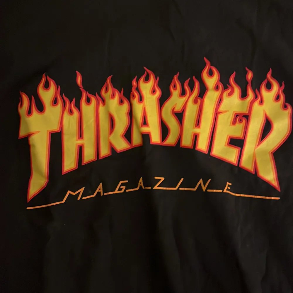 Oversized t shirt från thrasher. T-shirts.